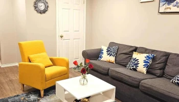 Noushin Gharibdoust, RouteLife Counselling - Thornhill