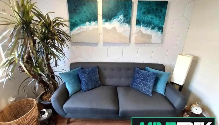 Heartsbloom | Toronto Psychotherapy, Anxiety Therapy and Holistic Wellness - Toronto