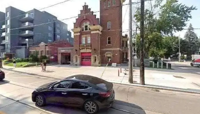 Paper Plane Child Family Psychology Street View 360deg - Toronto